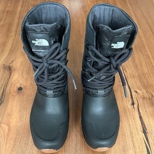 Women’s North Face Yukiona Mid Boot